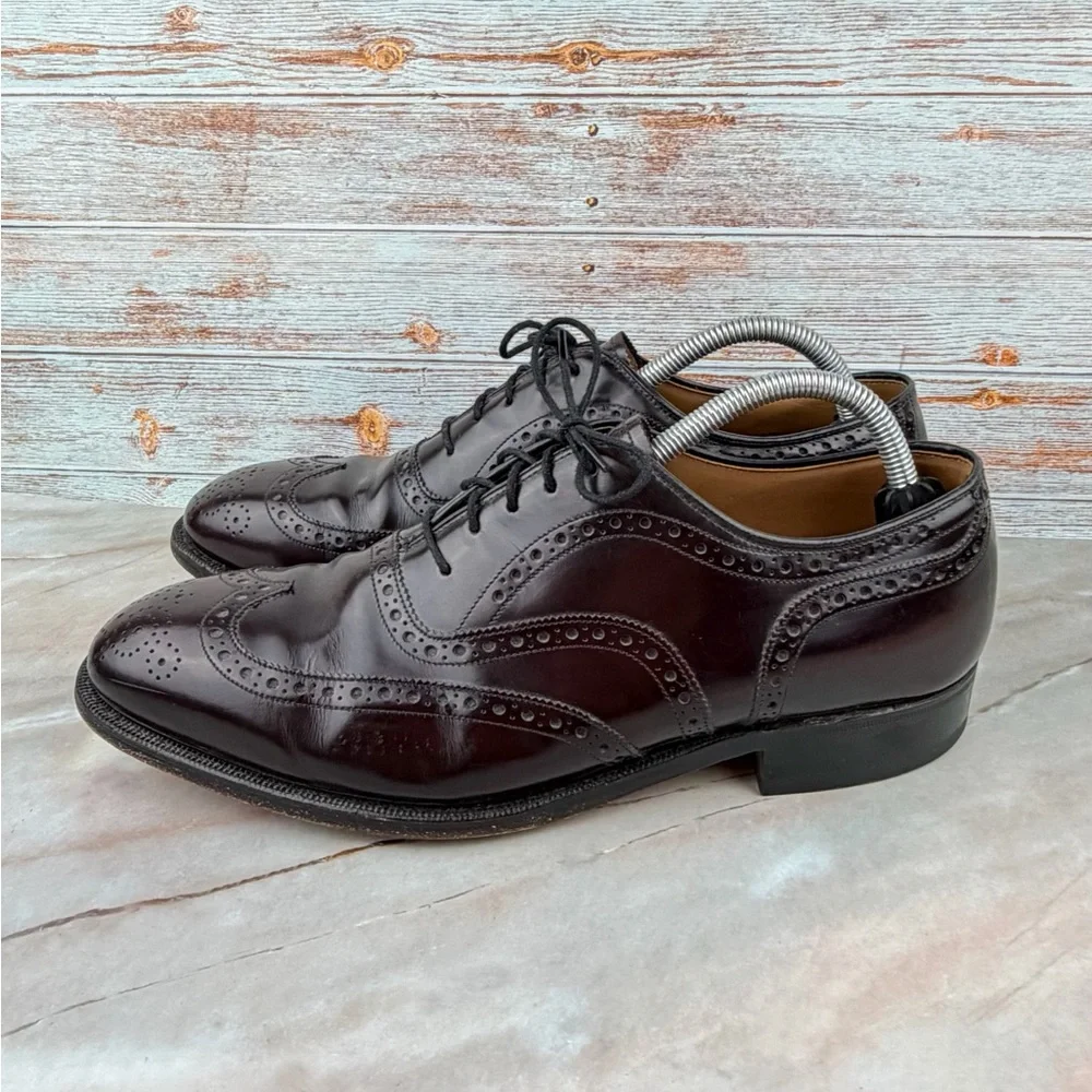 Johnston & Murphy Wingtips Mahogany Lace-up Oxford